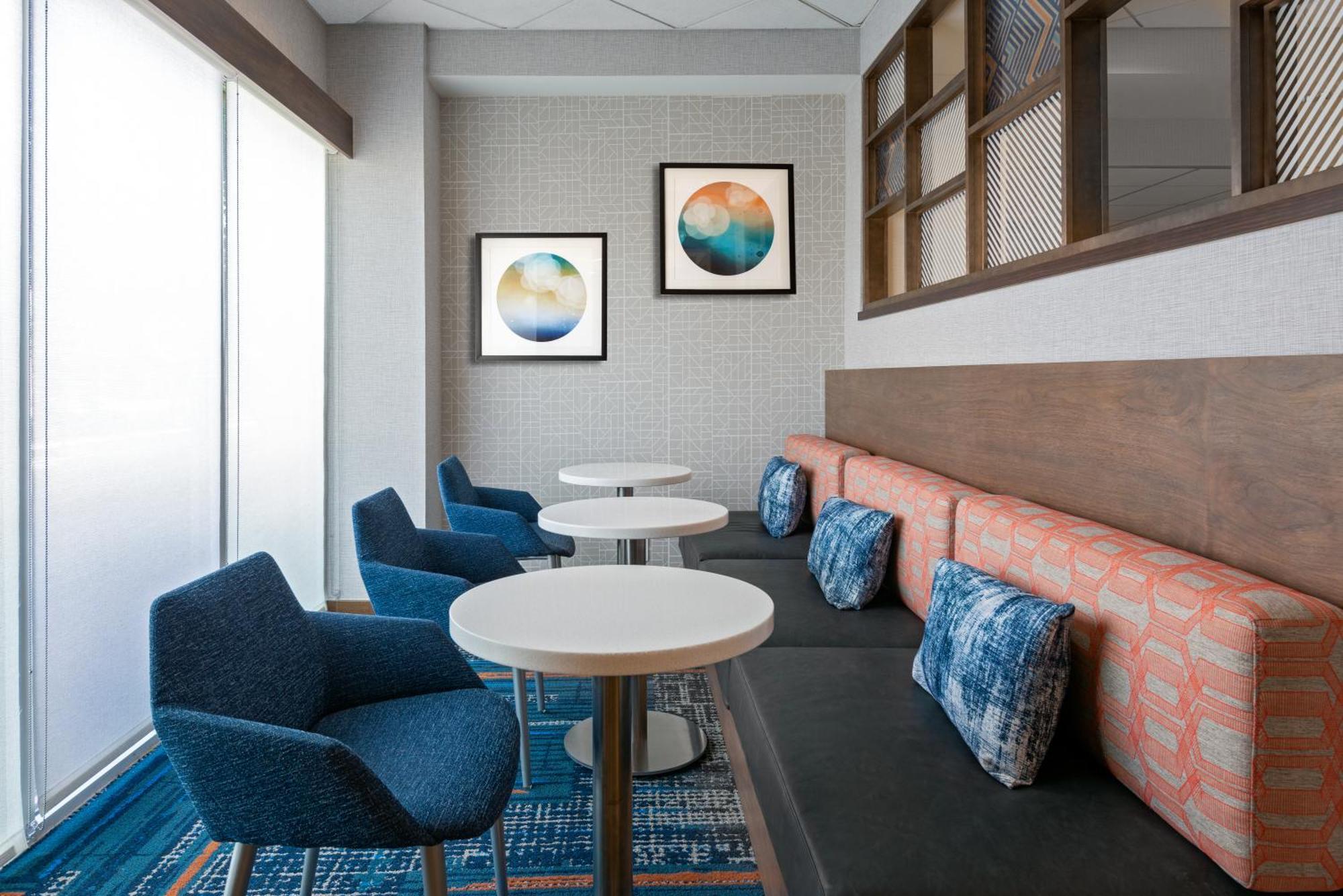Hampton Inn Charlotte Uptown Exterior foto