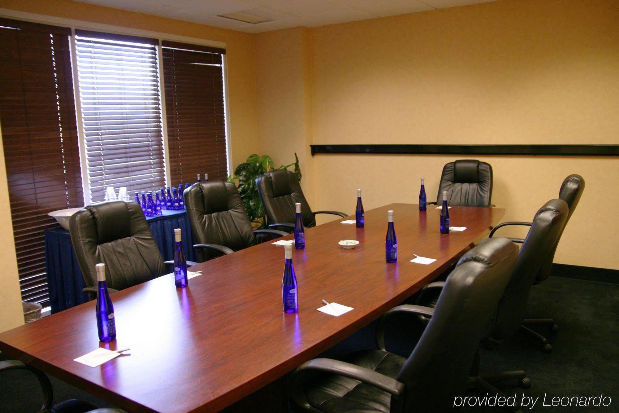Hampton Inn Charlotte Uptown Facilități foto